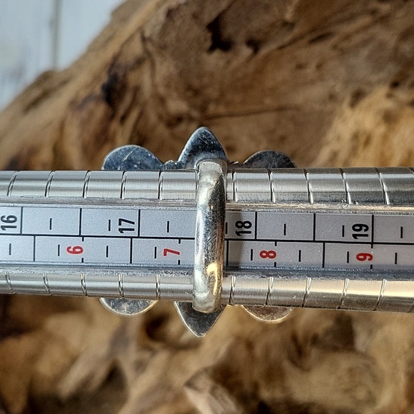 Simulated Emerald & Onyx Ring - 925 Plated - Picture 7 of 8